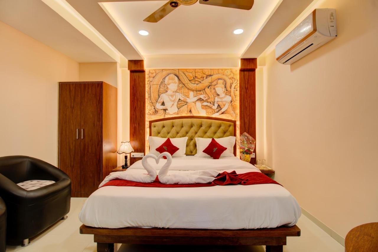 Hotel Samaira Residency,Dombivali Dive 외부 사진
