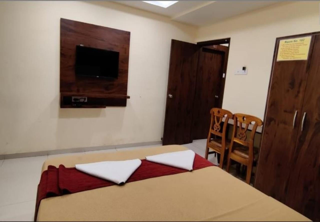 Hotel Samaira Residency,Dombivali Dive 외부 사진